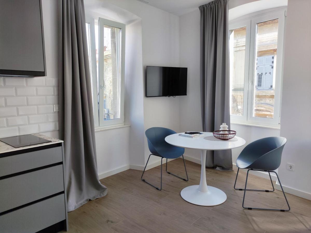 Nik Studio Apartments Пула Экстерьер фото